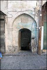 Une image contenant btiment, extrieur, terrain, pierre

Description gnre automatiquement