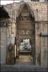 Une image contenant b�timent, ext�rieur, vieux, pierre

Description g�n�r�e automatiquement