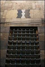 Une image contenant b�timent, brique, pierre, ciment

Description g�n�r�e automatiquement
