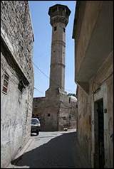 Une image contenant b�timent, ext�rieur, rue, vieux

Description g�n�r�e automatiquement