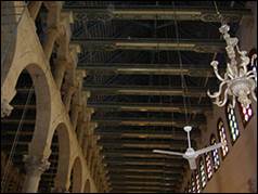 Une image contenant btiment, architecture, statue, intrieur

Description gnre automatiquement