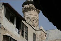 Une image contenant btiment, tour, plein air, horloge

Description gnre automatiquement