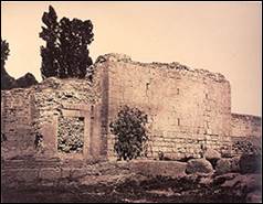 Une image contenant ciel, plein air, Ruines, btiment

Description gnre automatiquement