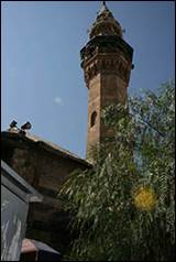 Une image contenant btiment, plein air, tour, ciel

Description gnre automatiquement