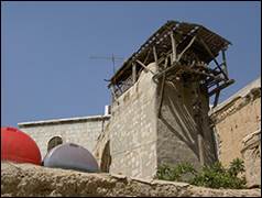 Une image contenant plein air, btiment, ciel, maison

Description gnre automatiquement