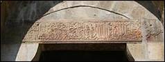 Une image contenant b�timent, pierre, Sculpture, arche

Le contenu g�n�r� par l�IA peut �tre incorrect.