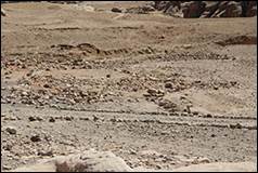 Une image contenant plein air, sol, gologie, sable

Description gnre automatiquement