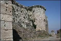 Une image contenant b�timent, plein air, ciel, Ruines

Description g�n�r�e automatiquement