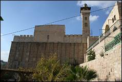 Une image contenant plein air, ciel, b�timent, nuage

Description g�n�r�e automatiquement