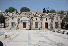 Une image contenant plein air, btiment, ciel, sol

Le contenu gnr par lIA peut tre incorrect.