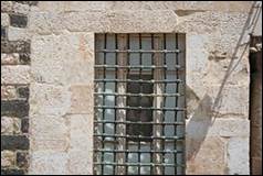 Une image contenant mur, Mur de pierre, Matriau composite, fer

Le contenu gnr par lIA peut tre incorrect.