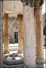 Une image contenant colonne, plein air, btiment, Histoire antique

Le contenu gnr par lIA peut tre incorrect.