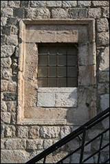 Une image contenant btiment, Mur de pierre, pierre, plein air

Le contenu gnr par lIA peut tre incorrect.