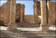 Une image contenant Ruines, Histoire antique, ciel, Site historique

Description g�n�r�e automatiquement