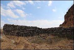 Une image contenant plein air, ciel, nuage, Ruines

Description g�n�r�e automatiquement