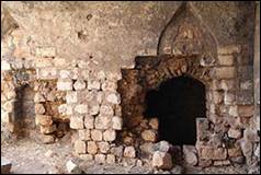 Une image contenant b�timent, pierre, Ruines, chemin�e

Description g�n�r�e automatiquement