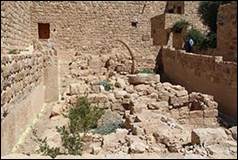 Une image contenant Ruines, plein air, btiment, Site archologique

Description gnre automatiquement