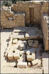 Une image contenant Ruines, brique, btiment, matriau de construction

Description gnre automatiquement