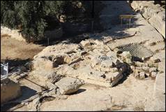 Une image contenant plein air, sol, Ruines, rocher

Description gnre automatiquement