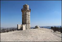 Une image contenant b�timent, ciel, plein air, phare

Description g�n�r�e automatiquement