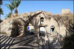 Une image contenant ciel, ext�rieur, b�timent, ruine

Description g�n�r�e automatiquement