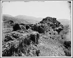 Une image contenant noir et blanc, plein air, paysage, ciel

Description g�n�r�e automatiquement