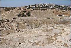 Une image contenant plein air, ciel, Ruines, sol

Description g�n�r�e automatiquement