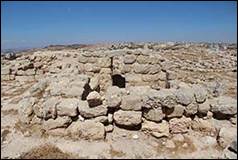 Une image contenant plein air, b�timent, ciel, rocher

Description g�n�r�e automatiquement